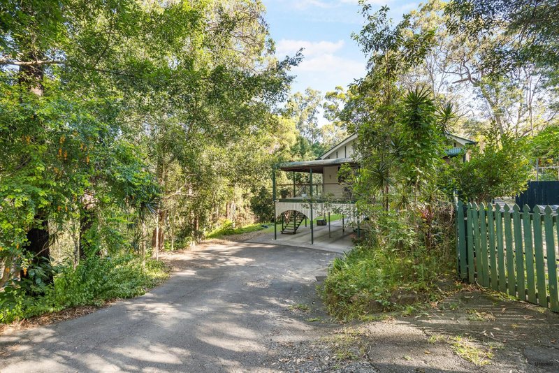 Photo - 11 Koombahla Drive, Tallebudgera QLD 4228 - Image 19
