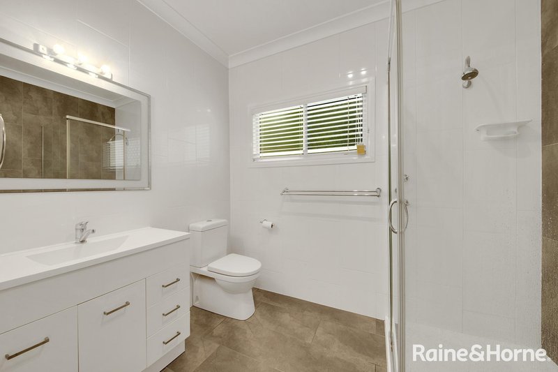 Photo - 11 Koppabella Close, South Gladstone QLD 4680 - Image 13