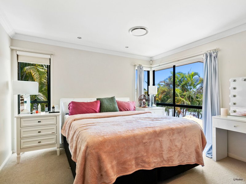 Photo - 11 Kukulies Court, Currumbin Waters QLD 4223 - Image 6