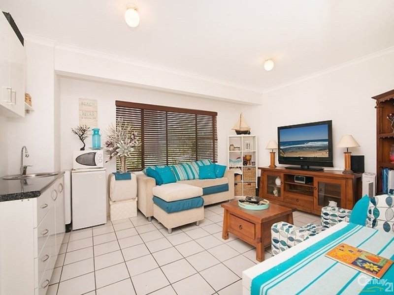 Photo - 11 Kulara Avenue, West Gosford NSW 2250 - Image 3