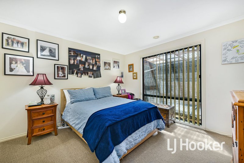 Photo - 11 Kulkami Way, Cranbourne West VIC 3977 - Image 3