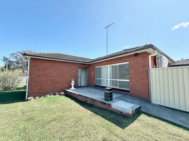 11 Kurrajong Crescent, Blacktown NSW 2148