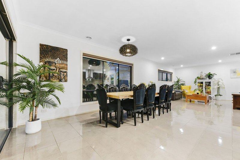 Photo - 11 Labassa Court, Keysborough VIC 3173 - Image 13