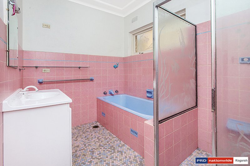 Photo - 11 Lachal Avenue, Kogarah NSW 2217 - Image 5