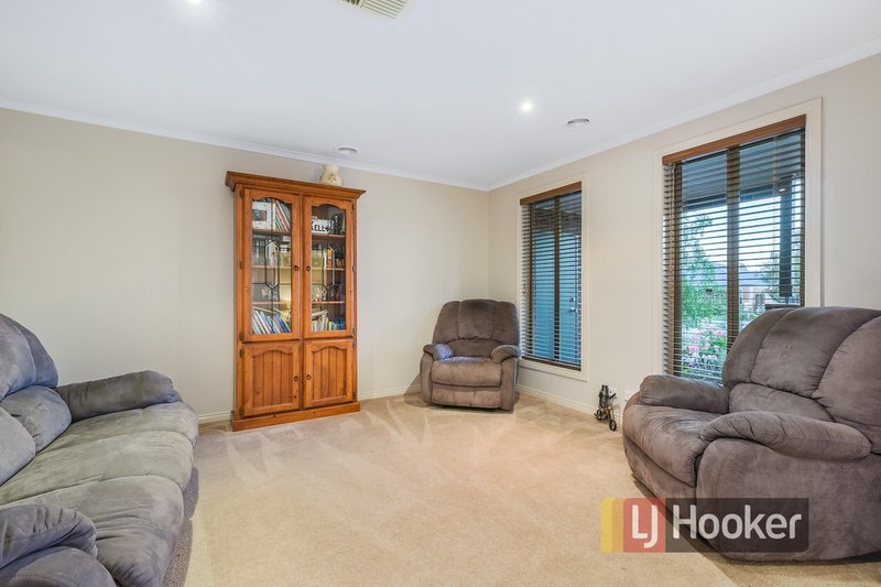 Photo - 11 Lairds Rise, Garfield VIC 3814 - Image 4