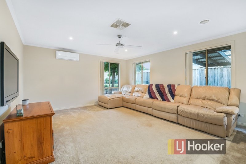 Photo - 11 Lairds Rise, Garfield VIC 3814 - Image 6