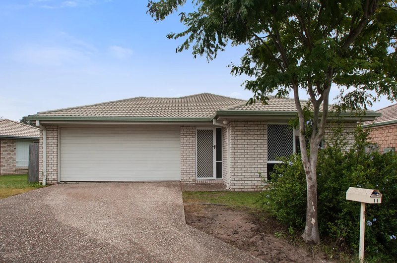 11 Lake Borumba Street, Logan Reserve QLD 4133