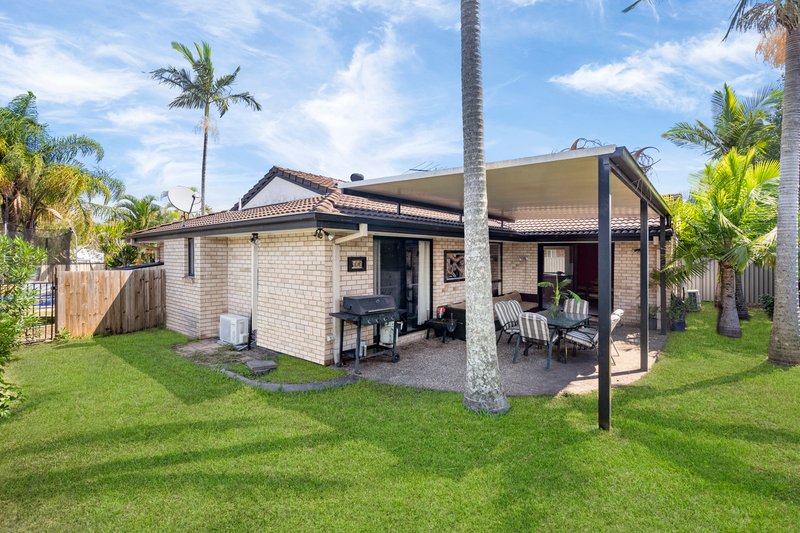 Photo - 11 Lake Breeze Drive, Loganholme QLD 4129 - Image 12