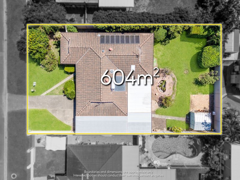 Photo - 11 Lakefield Crescent, Paradise Point QLD 4216 - Image 19