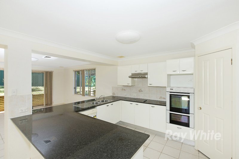 Photo - 11 Lakeshore Close, Kilaben Bay NSW 2283 - Image 2