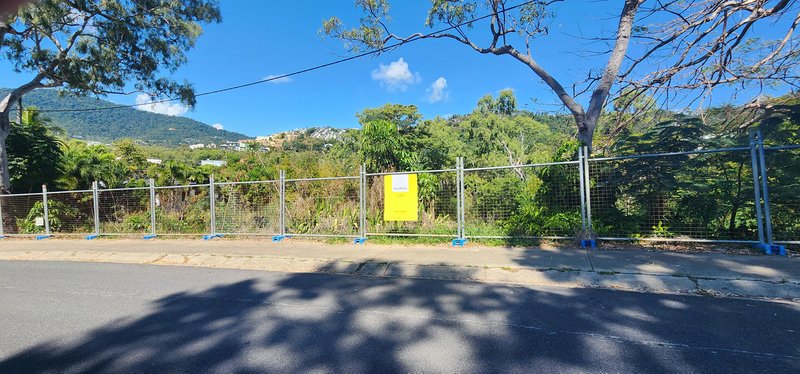 Photo - 11 Lamond Street, Airlie Beach QLD 4802 - Image 2