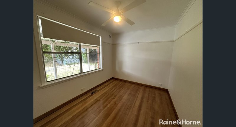 Photo - 11 Landy Road, Jacana VIC 3047 - Image 6