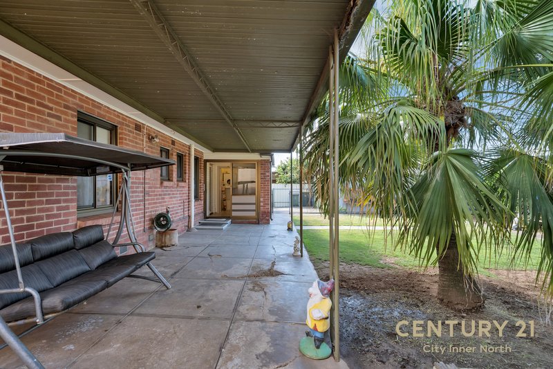 Photo - 11 Laurel Ave , Campbelltown SA 5074 - Image 13