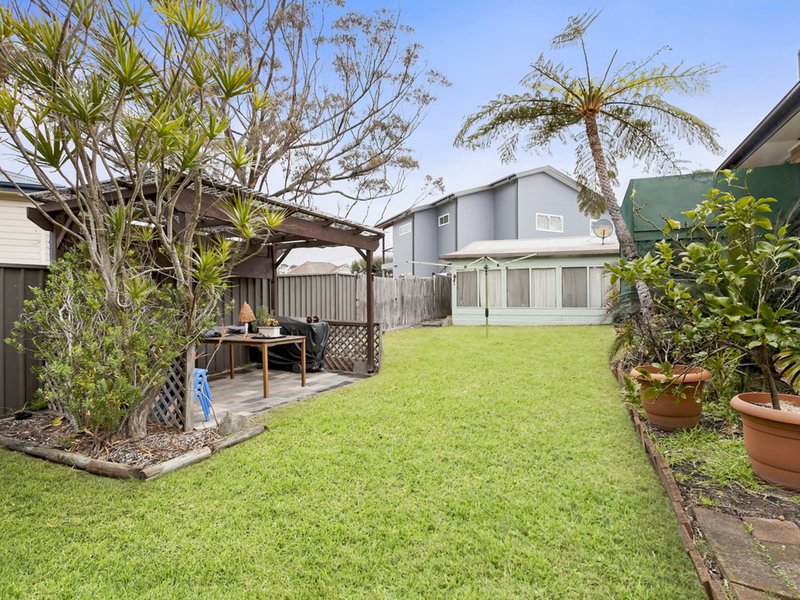 Photo - 11 Laurina Avenue, Helensburgh NSW 2508 - Image 5