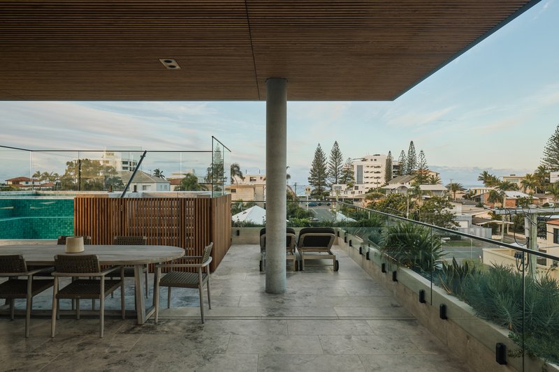 Photo - 11 Lavarack Road, Mermaid Beach QLD 4218 - Image 7