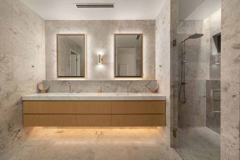 Photo - 11 Lavarack Road, Mermaid Beach QLD 4218 - Image 15