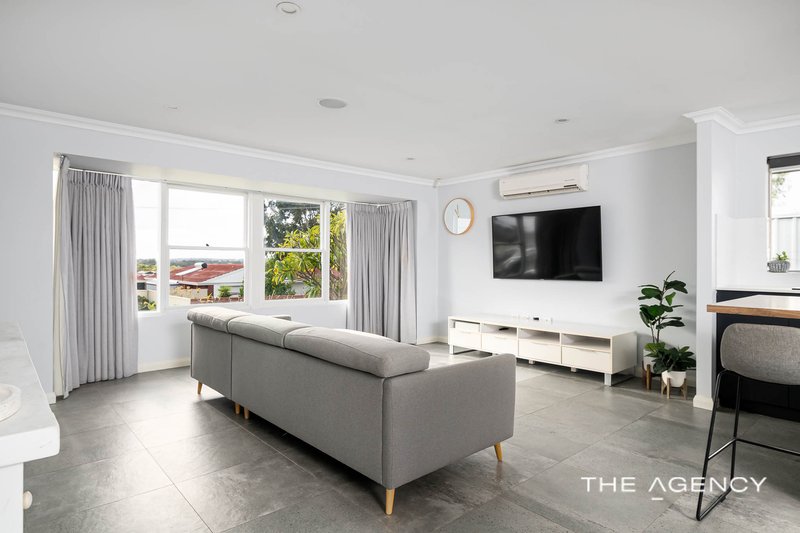 Photo - 11 Lawson Way, Padbury WA 6025 - Image 9