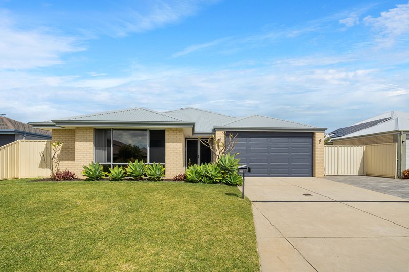 11 Lecania Street, Seville Grove WA 6112