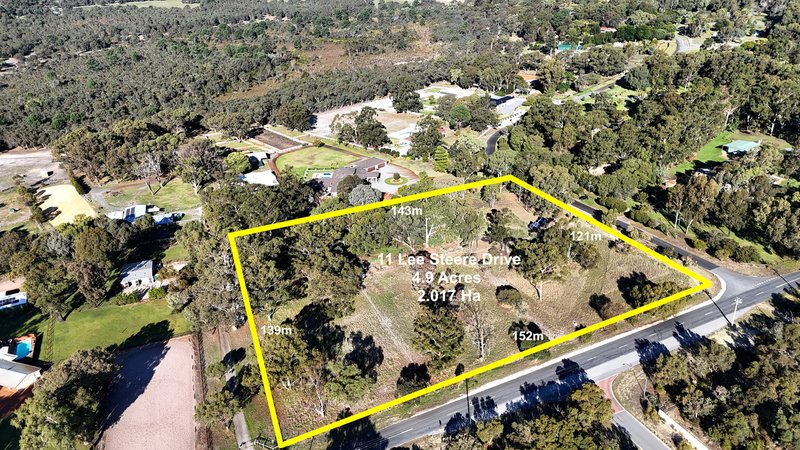 Photo - 11 Lee-Steere Drive, Mariginiup WA 6078 - Image 1
