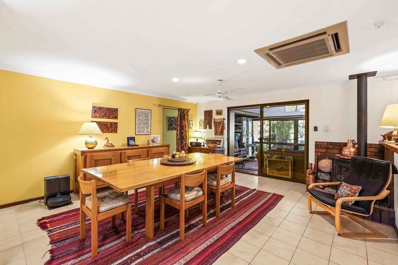 Photo - 11 Lee-Steere Drive, Mariginiup WA 6078 - Image 4