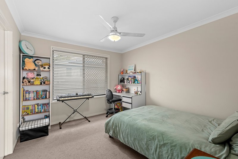 Photo - 11 Leong Street, Bridgeman Downs QLD 4035 - Image 12