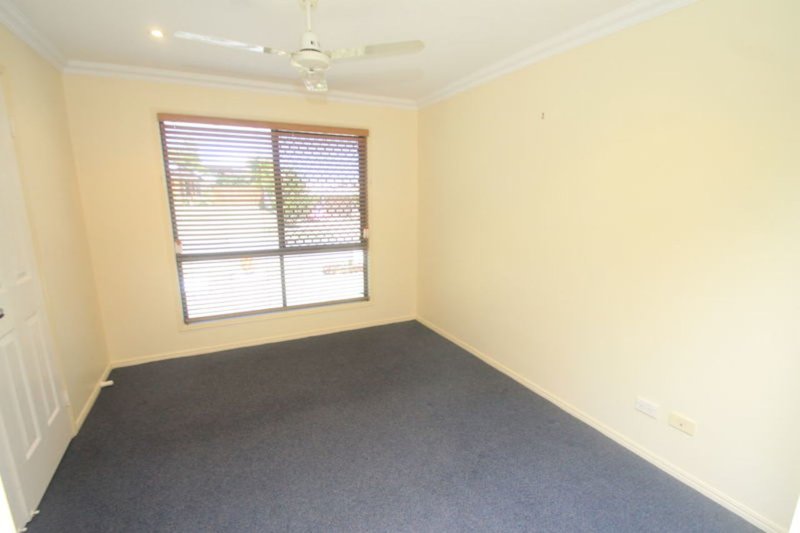 Photo - 11 Leonie Court, New Auckland QLD 4680 - Image 19