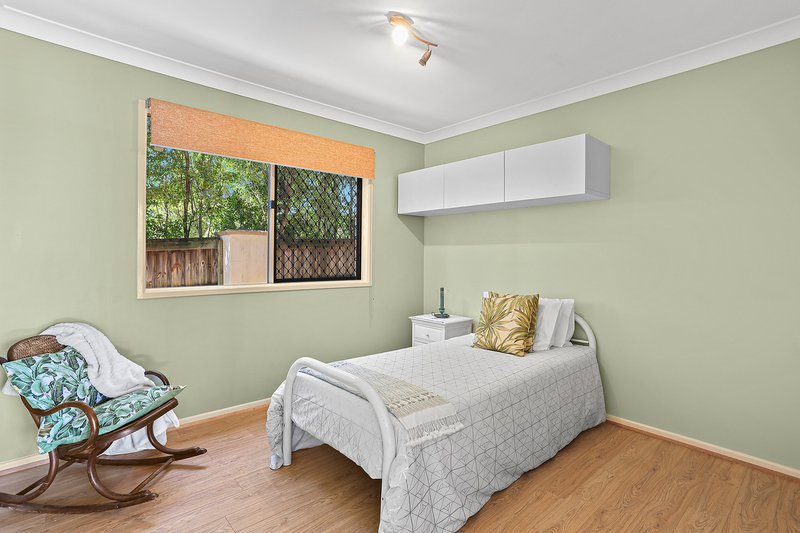 Photo - 11 Letitia Close, Wakerley QLD 4154 - Image 3