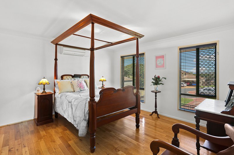 Photo - 11 Letitia Close, Wakerley QLD 4154 - Image 9