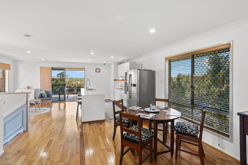 Photo - 11 Letitia Close, Wakerley QLD 4154 - Image 11