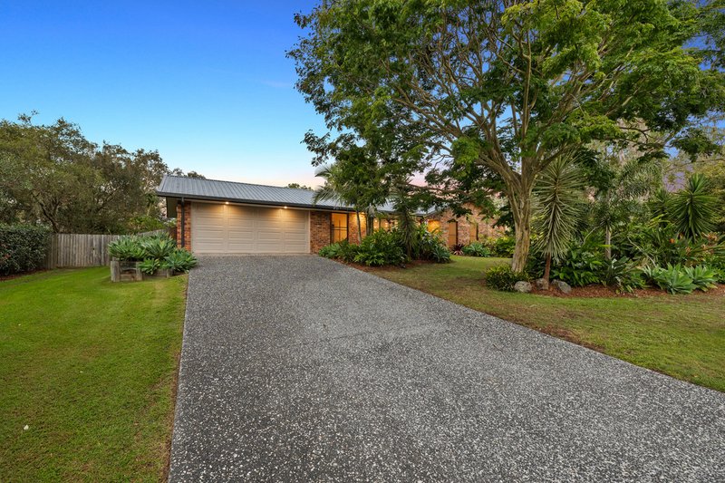 Photo - 11 Lewisham Court, Birkdale QLD 4159 - Image 2