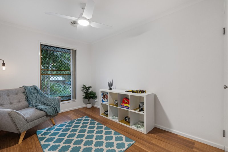Photo - 11 Lewisham Court, Birkdale QLD 4159 - Image 15
