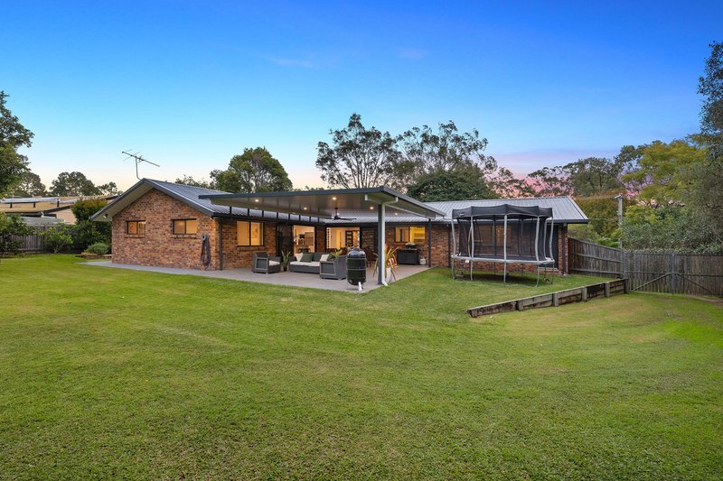 Photo - 11 Lewisham Court, Birkdale QLD 4159 - Image 17