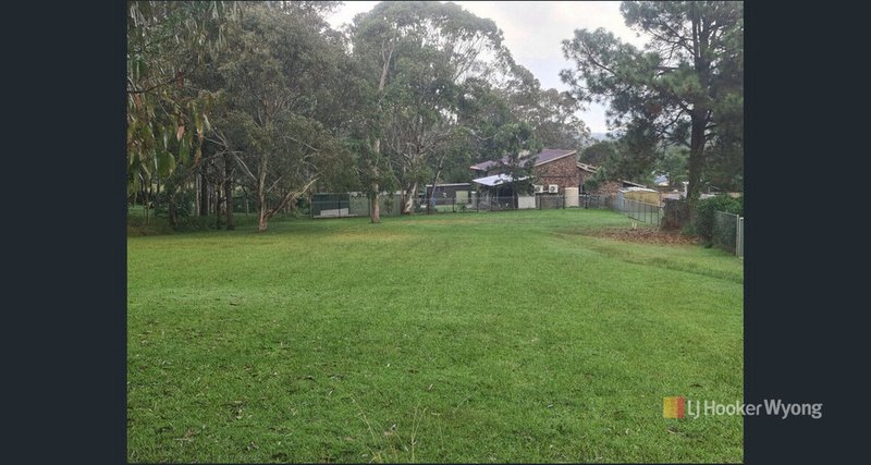 Photo - 11 Lexington Avenue, Wadalba NSW 2259 - Image 12