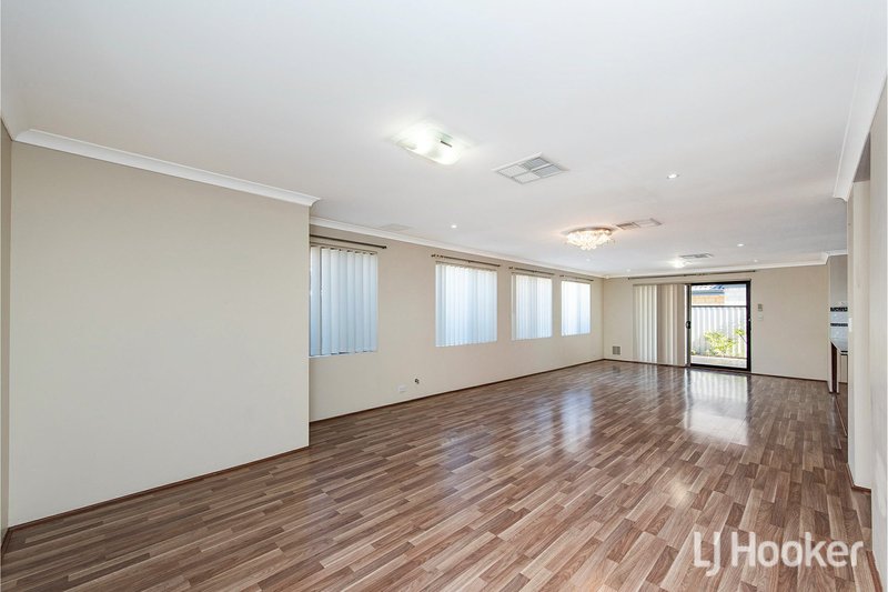 Photo - 11 Liffey Street, Canning Vale WA 6155 - Image 6