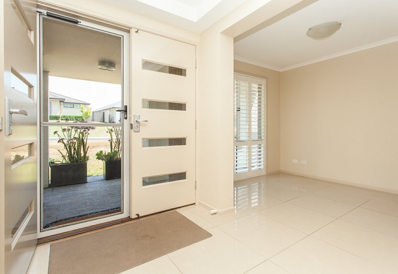 Photo - 11 Lindeman Grove, Cessnock NSW 2325 - Image 15