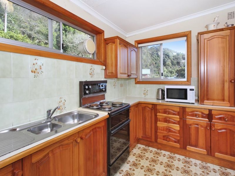 Photo - 11 Lindley Avenue, Narrabeen NSW 2101 - Image 7