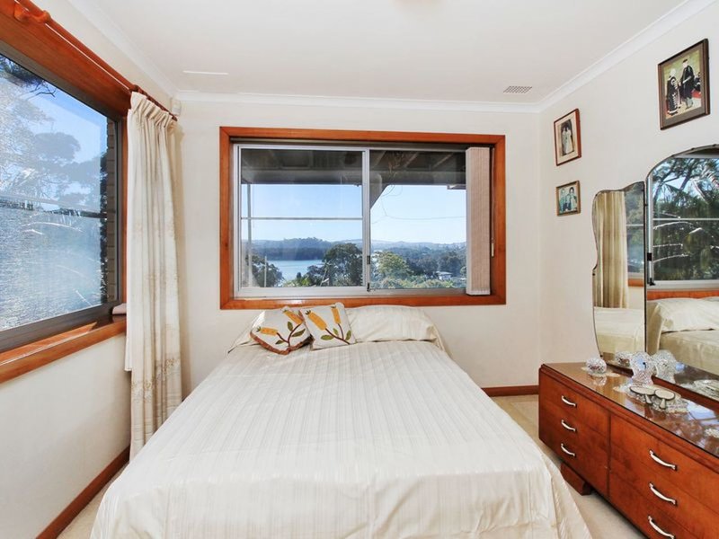 Photo - 11 Lindley Avenue, Narrabeen NSW 2101 - Image 8