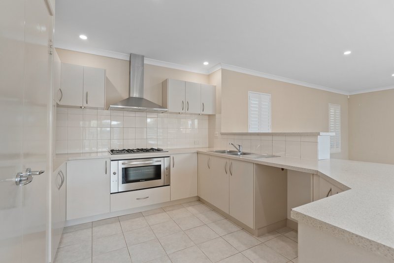 Photo - 11 Linott Close, Baldivis WA 6171 - Image 11