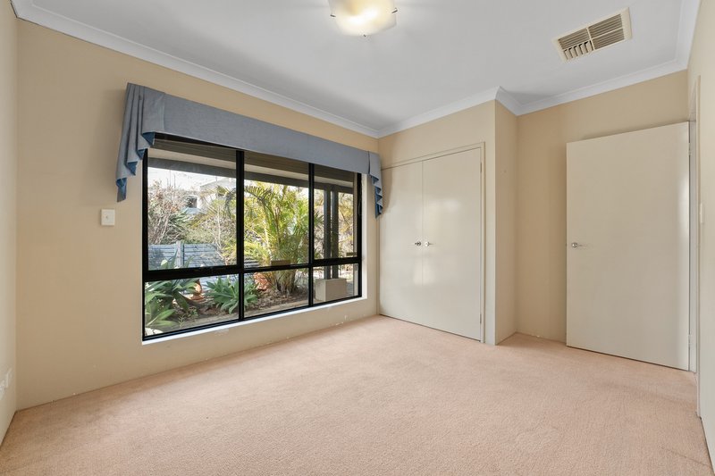 Photo - 11 Linott Close, Baldivis WA 6171 - Image 19