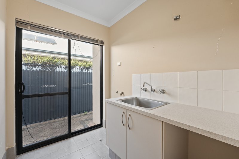 Photo - 11 Linott Close, Baldivis WA 6171 - Image 24