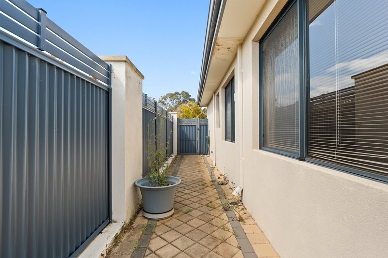 Photo - 11 Linott Close, Baldivis WA 6171 - Image 27
