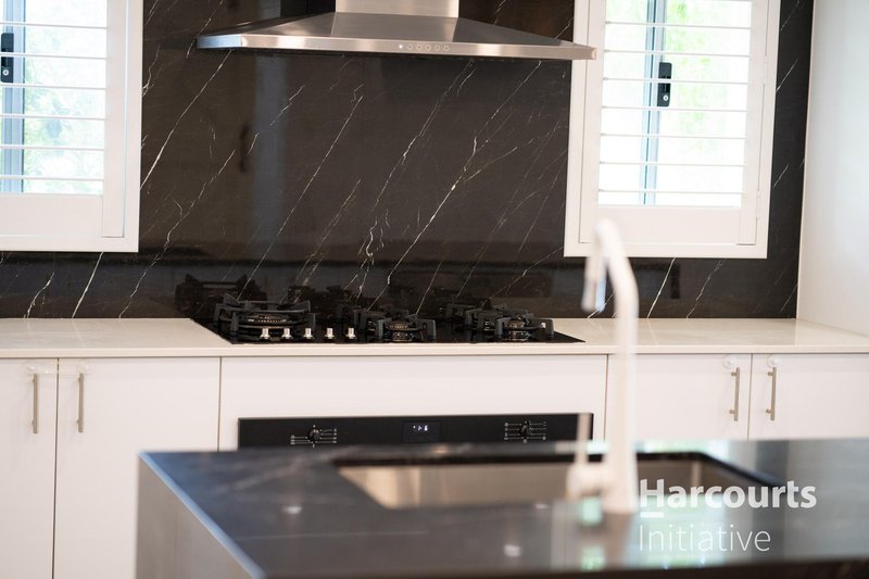 Photo - 11 Liriope Parkway, Sinagra WA 6065 - Image 6