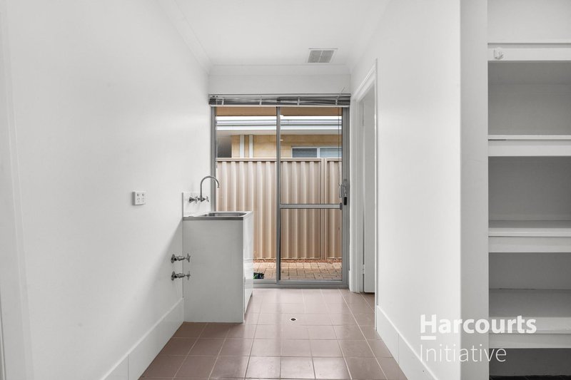 Photo - 11 Liriope Parkway, Sinagra WA 6065 - Image 21
