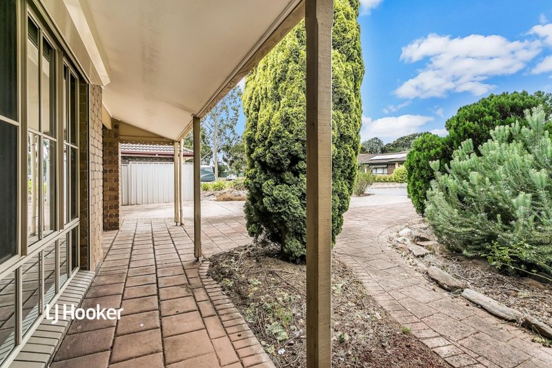 Photo - 11 Litchfield Avenue, Blakeview SA 5114 - Image 2