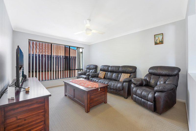 Photo - 11 Litchfield Court, North Lakes QLD 4509 - Image 6