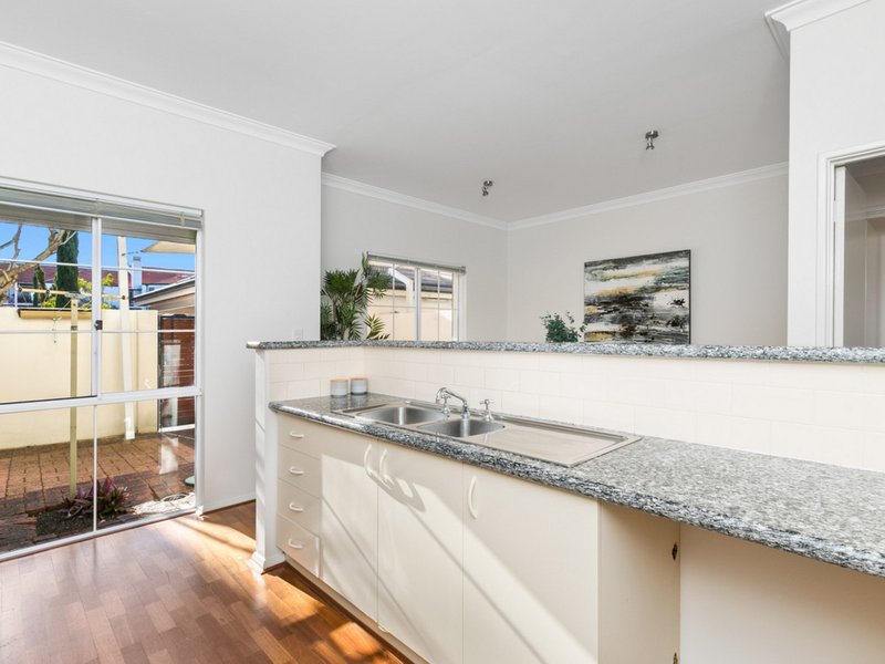 Photo - 11 Little Shenton Lane, Northbridge WA 6003 - Image 10