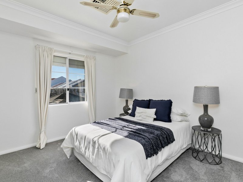 Photo - 11 Little Shenton Lane, Northbridge WA 6003 - Image 18