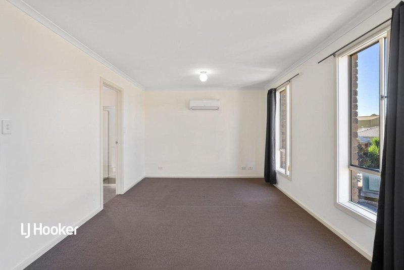 Photo - 11 Liverpool Place, Elizabeth Park SA 5113 - Image 4