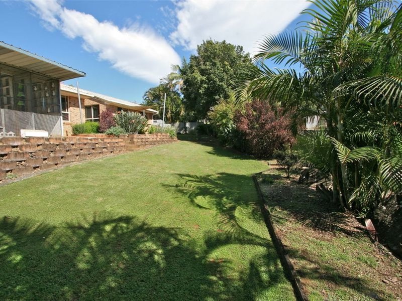 Photo - 11 Lochlomond Drive, Banora Point NSW 2486 - Image 4