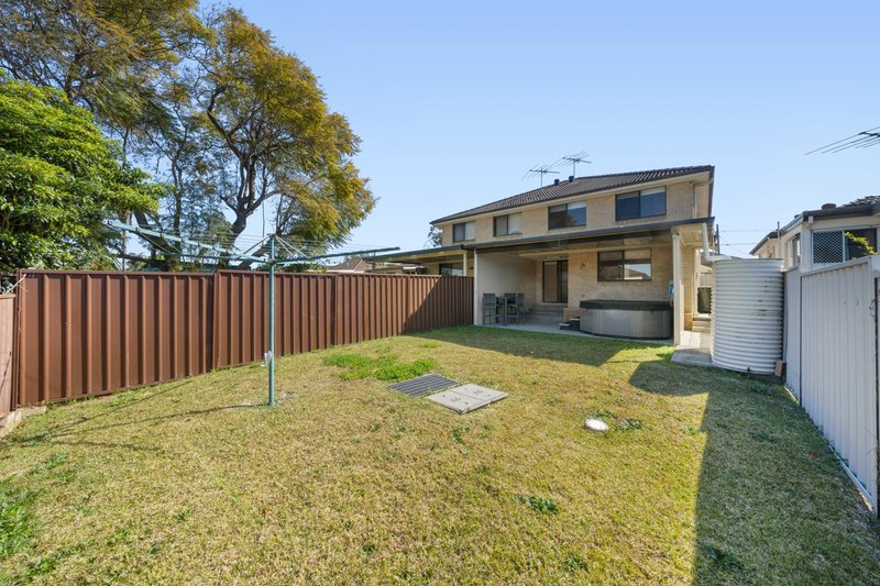 Photo - 11 Lock Avenue, Padstow NSW 2211 - Image 8